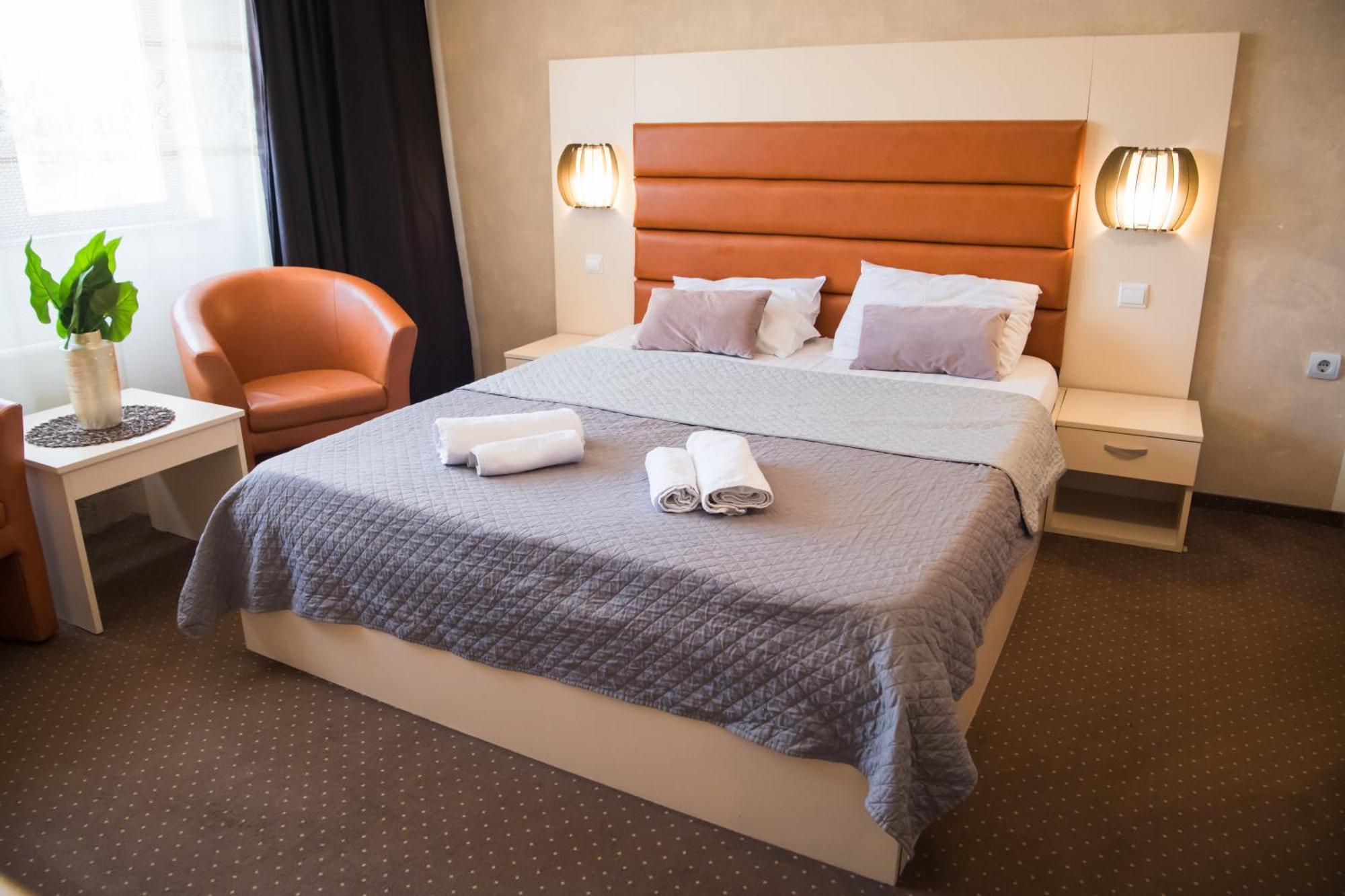 Mbi Travel Inn 크라이오바 외부 사진