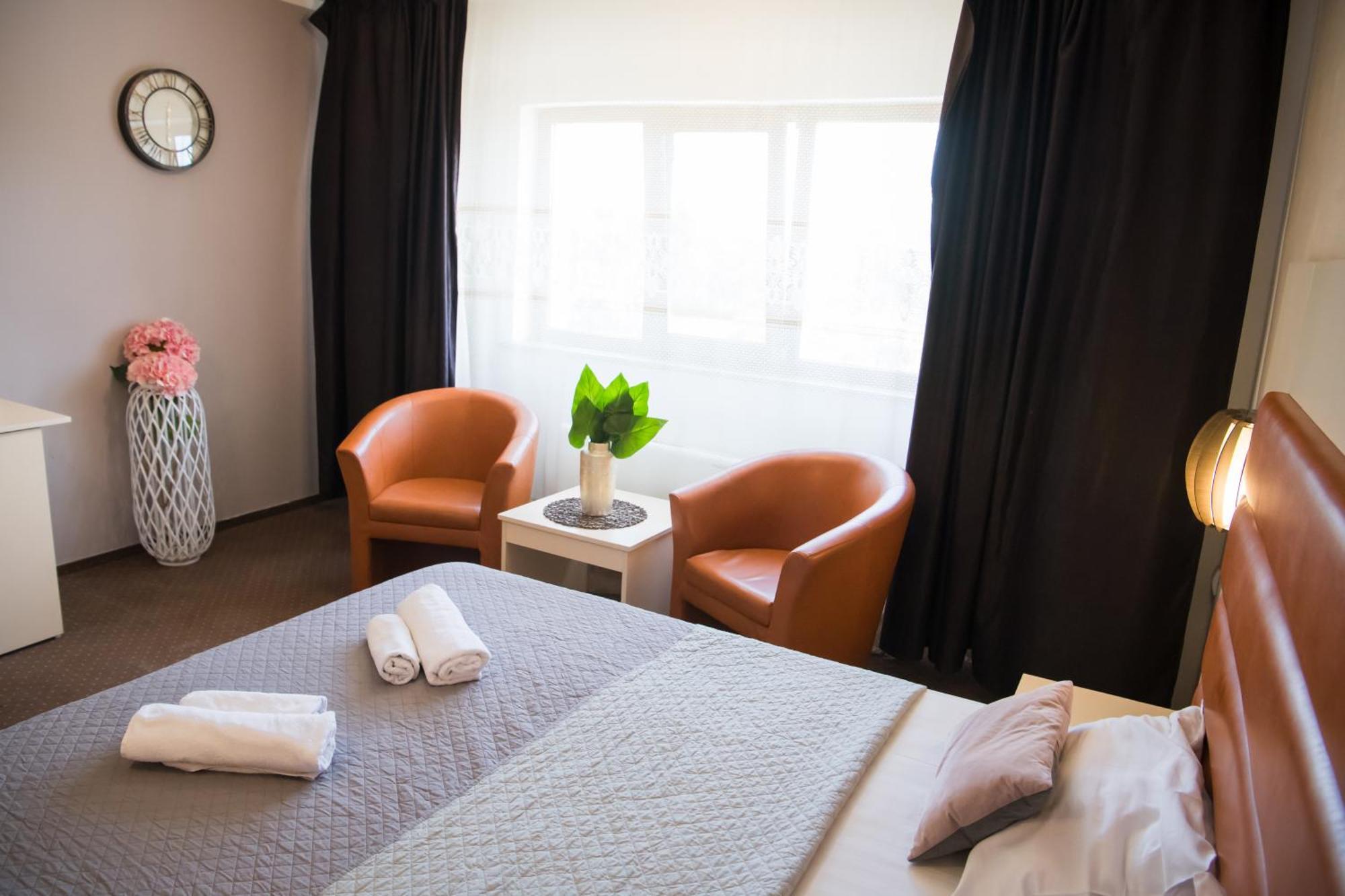 Mbi Travel Inn 크라이오바 외부 사진