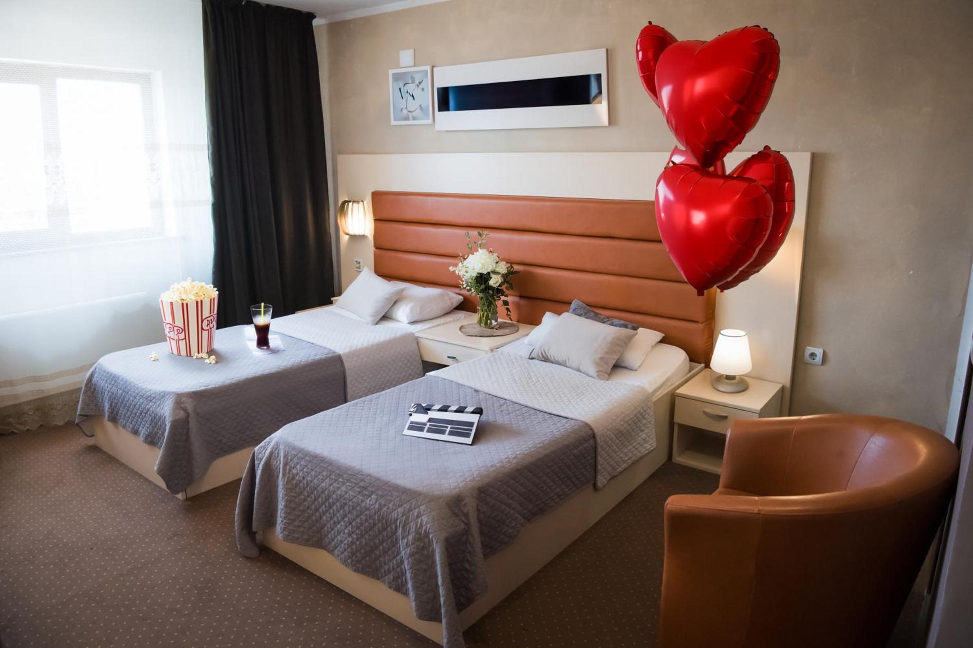 Mbi Travel Inn 크라이오바 외부 사진